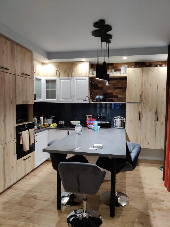Yildirim Luxuryapart Sisli Apartamento Estambul Exterior foto